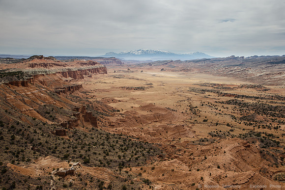 Cathedral Valley Loop
