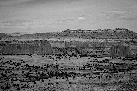 Cathedral Valley Loop
