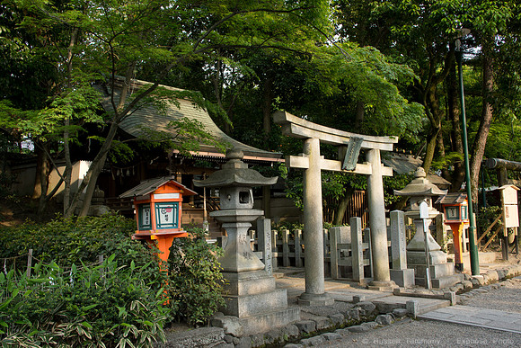 Yasaka Shrine - Kyoto, JP