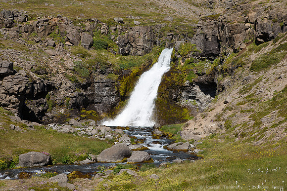 Near Hrafnseyri