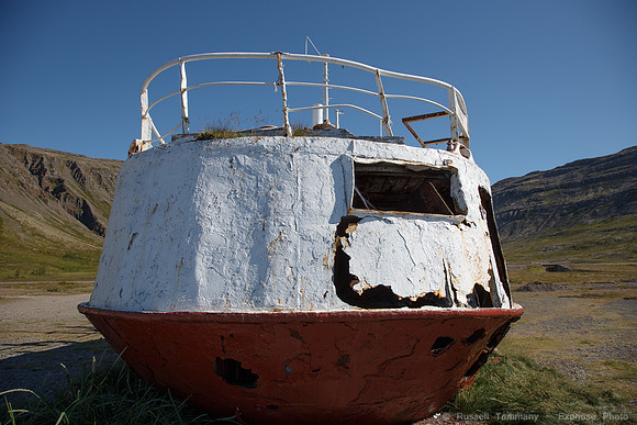Ship on route to Látrabjarg